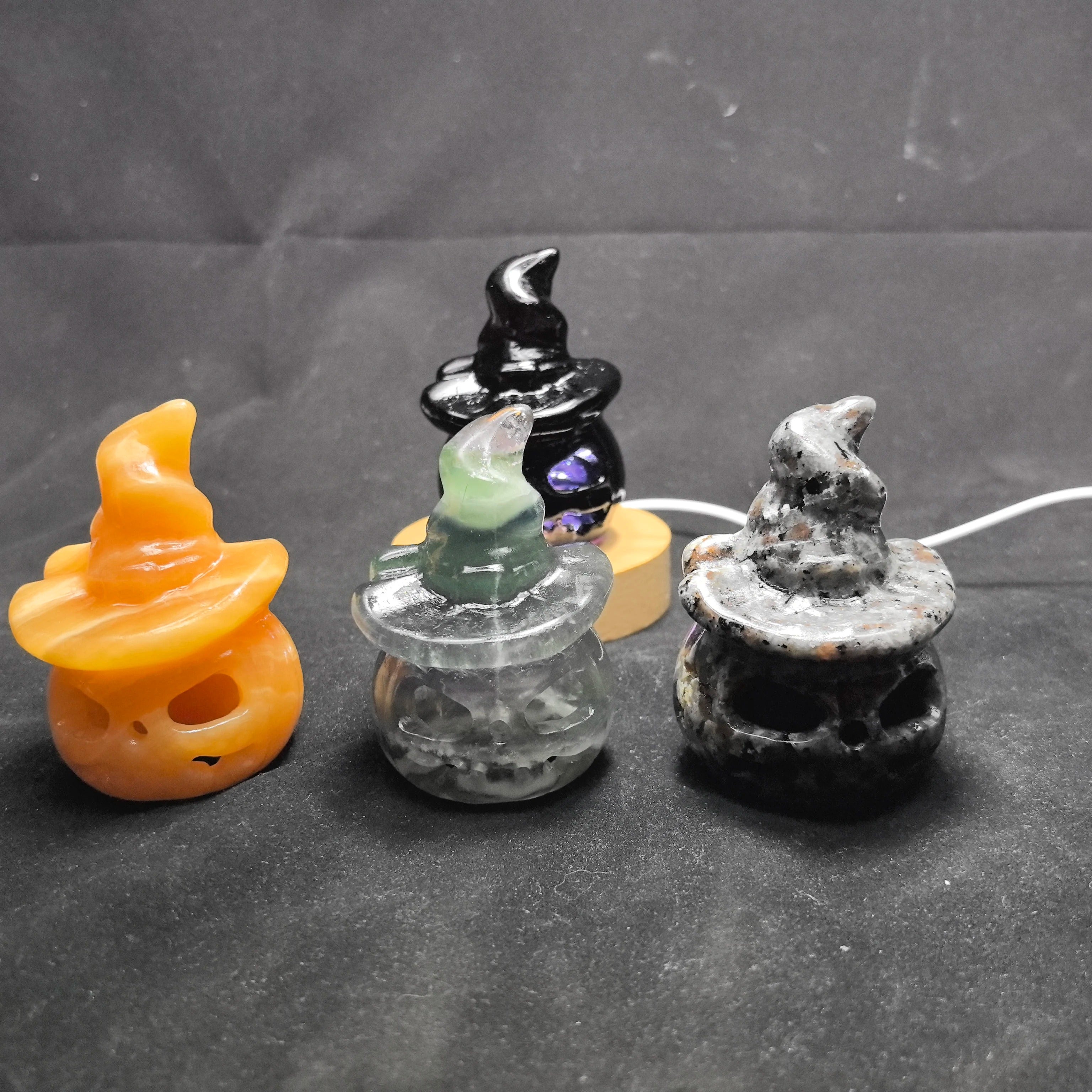 All kinds of pumpkin carving stone art and craft sculptures for Halloween home decoration, festivals and daily use