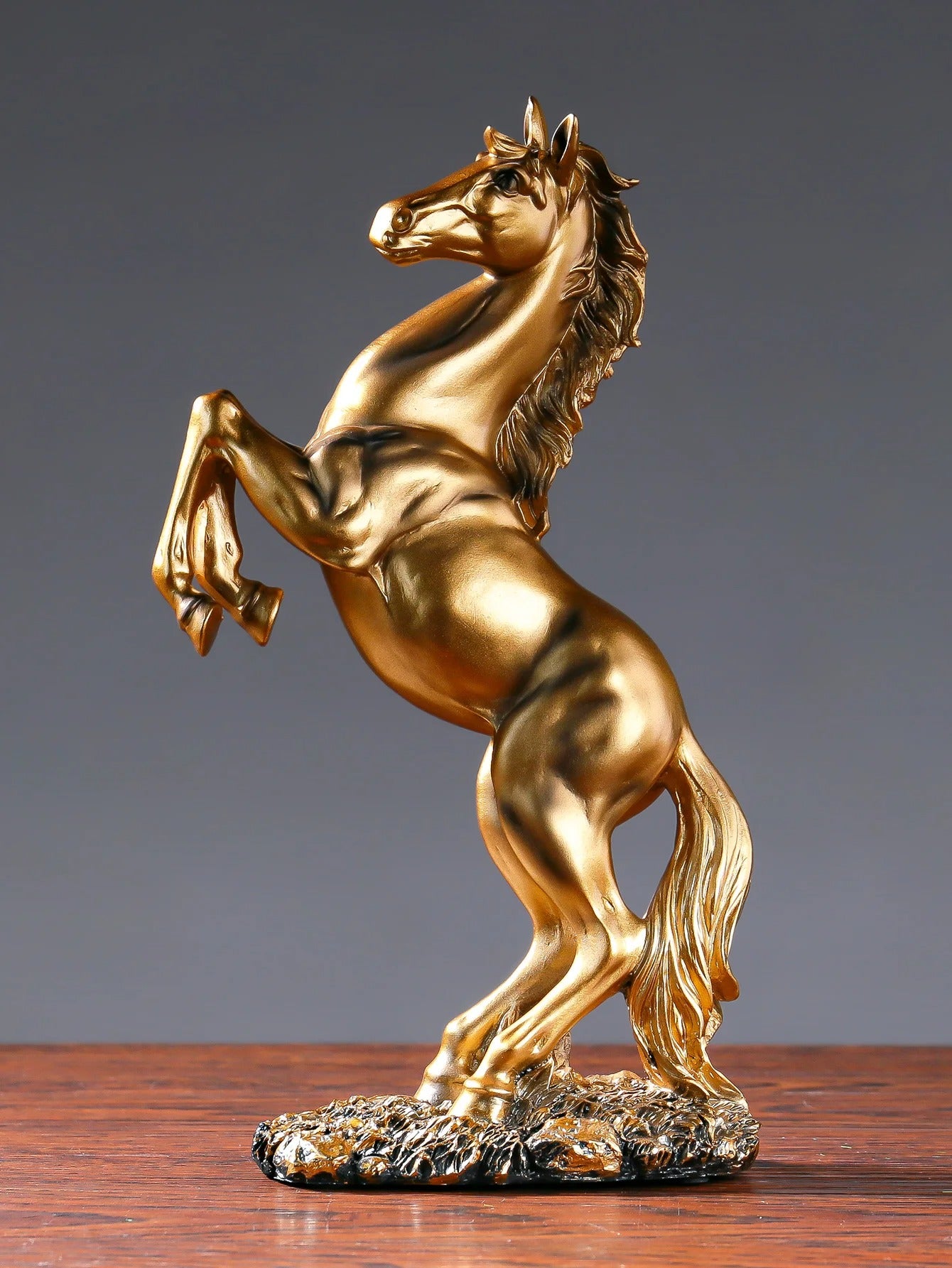 European Style Home Resin Victory Horse Statue, Living Room ，Cabinet,Office Desktop Decoration Animal Figurines